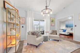 5371 NW 41st Way in Coconut Creek, FL - Foto de edificio - Building Photo