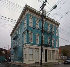 143-145 E McMicken Ave in Cincinnati, OH - Building Photo - Building Photo