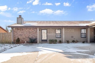 2202 Richland Prairie Blvd in Belleville, IL - Building Photo