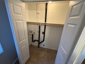 75 Ferry St in Chicopee, MA - Building Photo - Building Photo