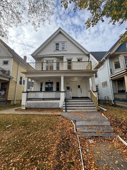 3157 N Buffum St-Unit -3159 N Buffum St in Milwaukee, WI - Building Photo