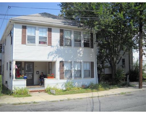 1012 Proctor St in Framingham, MA - Foto de edificio