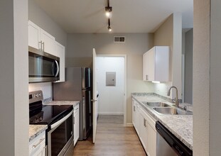 5725 Martin Rd in Plano, TX - Building Photo - Building Photo