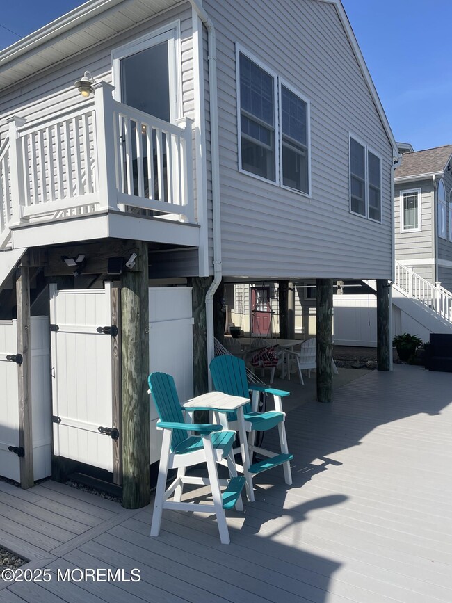 property at 216 Mallard Ln