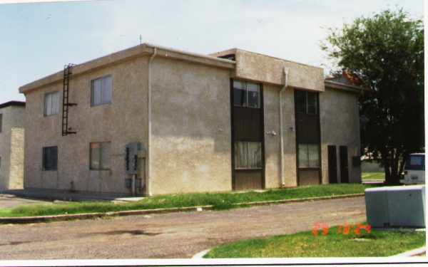 4233 Stewart Ave in Las Vegas, NV - Building Photo - Building Photo