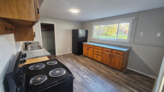 1258 Richard Ct in Mansfield, OH - Building Photo - Building Photo