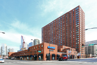 River North Park Apartments in Chicago, IL - Building Photo - Building Photo