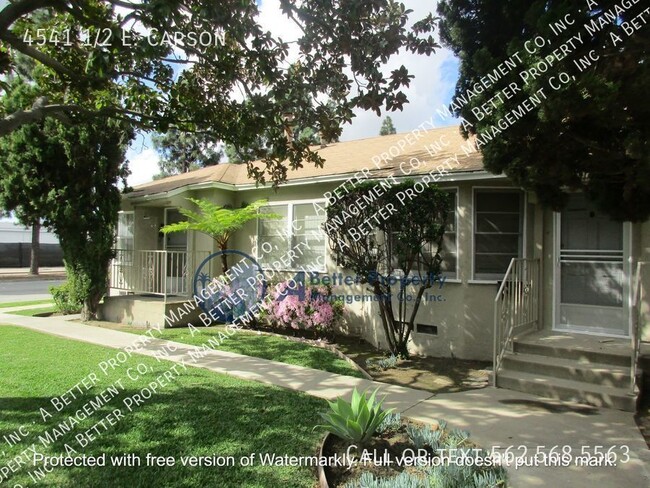 4541 1/2 E Carson St in Long Beach, CA - Building Photo - Building Photo