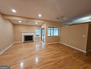 108 Glendale Dr in Peachtree City, GA - Building Photo - Building Photo