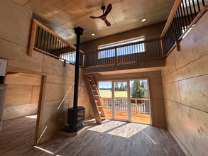 1149 Virginia Lynn Wy in Homer, AK - Building Photo - Building Photo