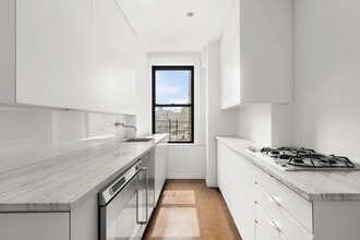 328 W 86th St in New York, NY - Building Photo - Building Photo