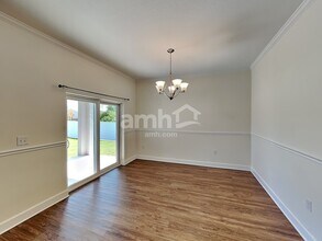 347 Pine Terrace Dr in Ruskin, FL - Building Photo - Building Photo