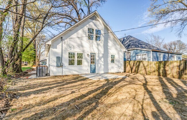 1697 Foster Ave in Memphis, TN - Building Photo - Building Photo