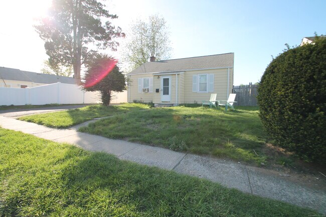 756 Merritt St in Bridgeport, CT - Building Photo - Building Photo