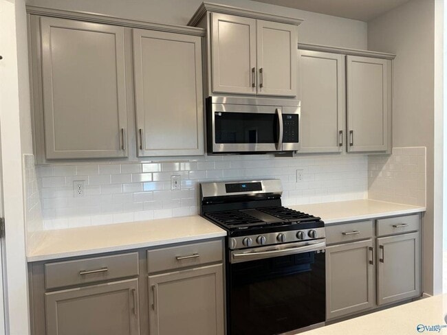 172 Shangrila Wy in Meridianville, AL - Building Photo - Building Photo