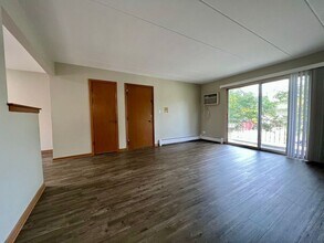 8021 W 30th St in North Riverside, IL - Building Photo - Building Photo