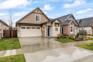 3903 W Spring House Ln in Eagle, ID - Building Photo