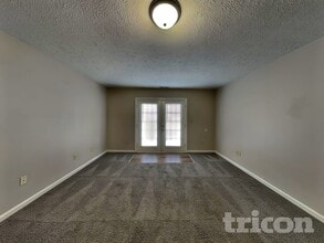 1334 Grand Canyon Cir in Franklin, IN - Building Photo - Building Photo