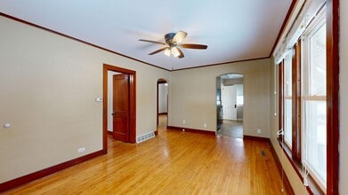 607 E Linton St in Viroqua, WI - Building Photo - Building Photo