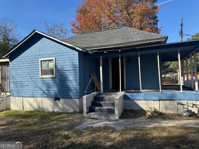 property at 549 Williams St E
