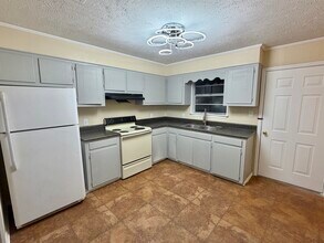 1101 6th St in Meridian, MS - Building Photo - Building Photo