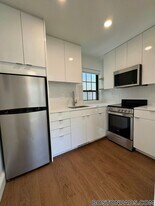 1200 Massachusetts Ave, Unit 212 in Cambridge, MA - Building Photo