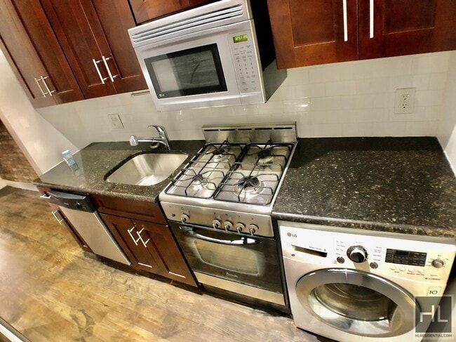 MOTT STREET in New York, NY - Building Photo - Building Photo