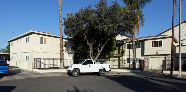 917 S Cambridge St in Anaheim, CA - Building Photo - Building Photo