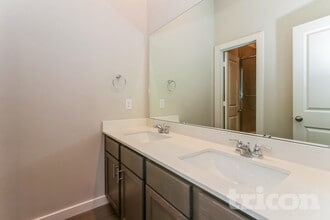 2326 Cohorn Trl in Richmond, TX - Foto de edificio - Building Photo