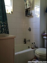 79 Capen St, Unit 2 in Medford, MA - Building Photo - Building Photo