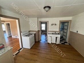 1108 Court St in Saginaw, MI - Building Photo - Building Photo