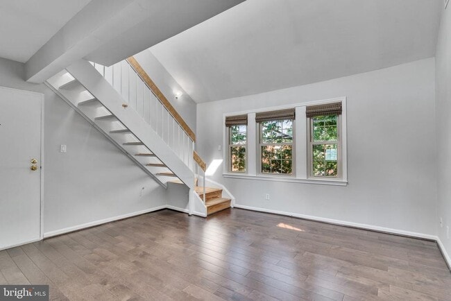 property at 525 Bashford Ln