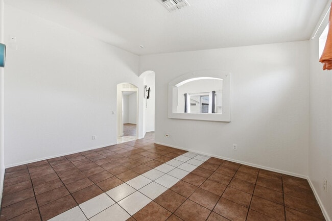 12418 W Windrose Dr in El Mirage, AZ - Building Photo - Building Photo