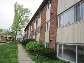 Sarvis Court Apartments