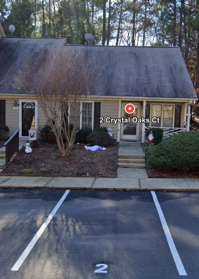 2 Crystal Oaks Ct in Durham, NC - Building Photo - Building Photo