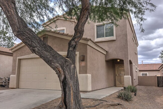 63 E Calle Puente Azul in Sahuarita, AZ - Building Photo - Building Photo