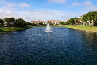 905 Mainsail Cir in Jupiter, FL - Foto de edificio - Building Photo