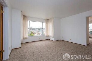 590 2nd Ave in San Francisco, CA - Building Photo