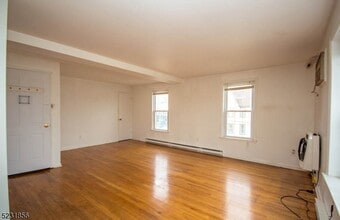 23 Madison St in Newton, NJ - Building Photo - Building Photo