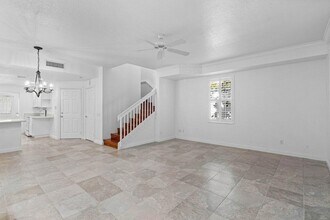 2828 W Community Dr in Jupiter, FL - Building Photo - Building Photo