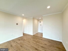 4141 Henderson Rd in Arlington, VA - Building Photo