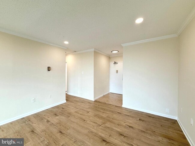 property at 4141 Henderson Rd
