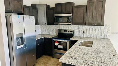164 Julie Ln in Auburndale, FL - Building Photo - Building Photo
