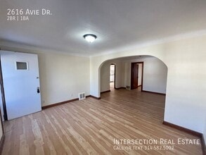 2616 Avie Dr in St. Louis, MO - Building Photo - Building Photo