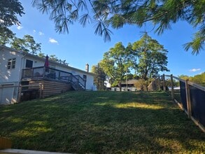 5409 Indian Fields Rd in Coeymans Hollow, NY - Building Photo - Building Photo