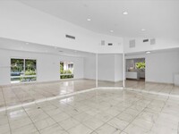 205 N Hibiscus Dr in Miami Beach, FL - Building Photo - Building Photo