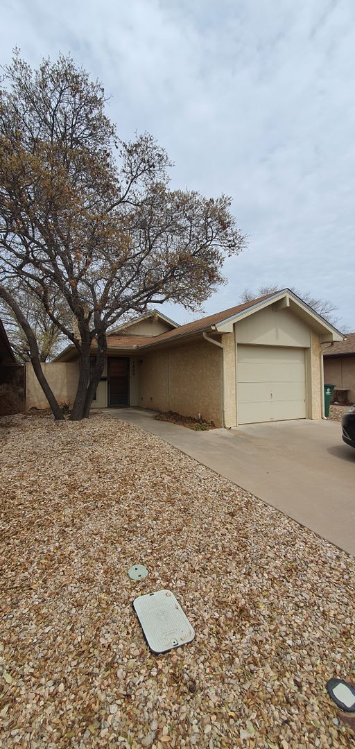 property at 1624 Oregon Ave