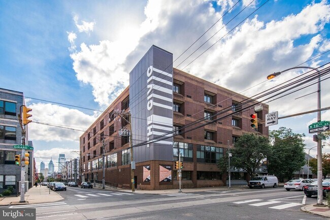 property at 1600 W Girard Ave