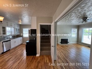 424 S Juniper St in Nampa, ID - Building Photo - Building Photo