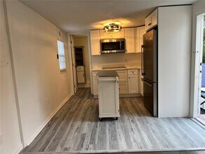 1314 E Gore St in Orlando, FL - Building Photo - Building Photo